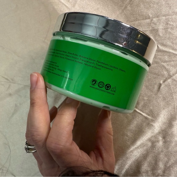 Grace Collagen Complex Salt Scrub and Body Butter - Picture 7 of 7